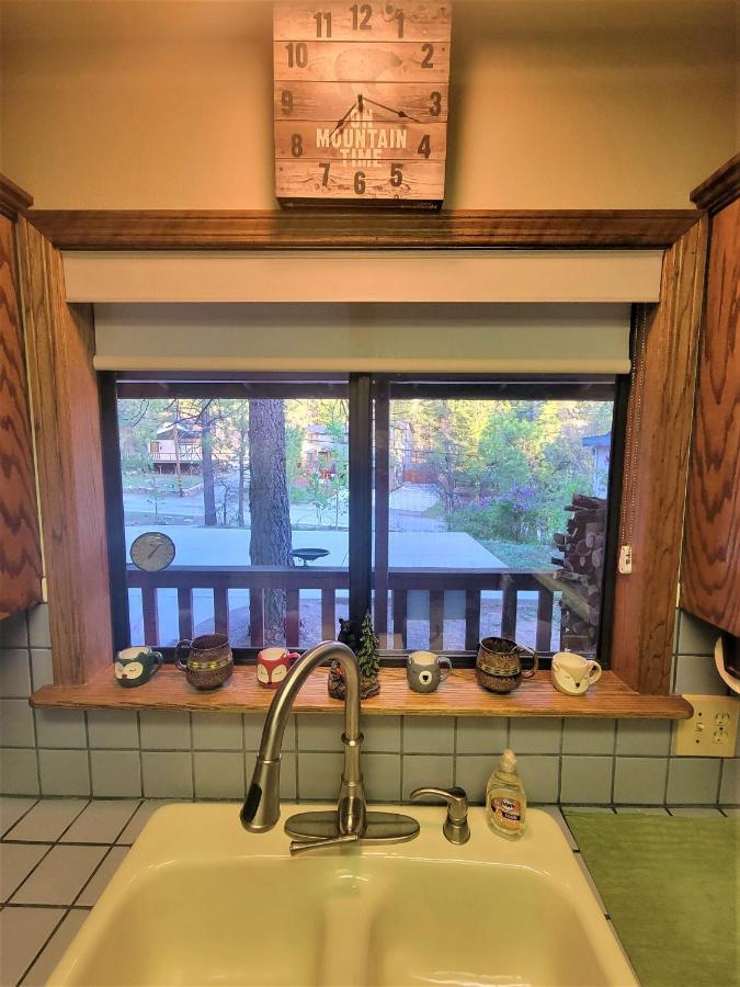 Four Seasons Getaway-Private Hot Spa With Pine Tree Views-Walk To Village And Pineknot Trailhead-Plus King Bed! Биг Бэар Лейк Экстерьер фото